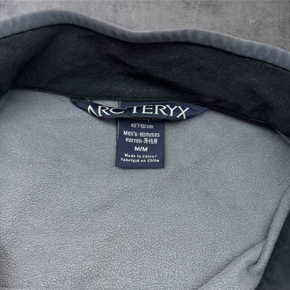 Vintage Arc’teryx Gamma MX Fleece Lined Softshell RRP £260