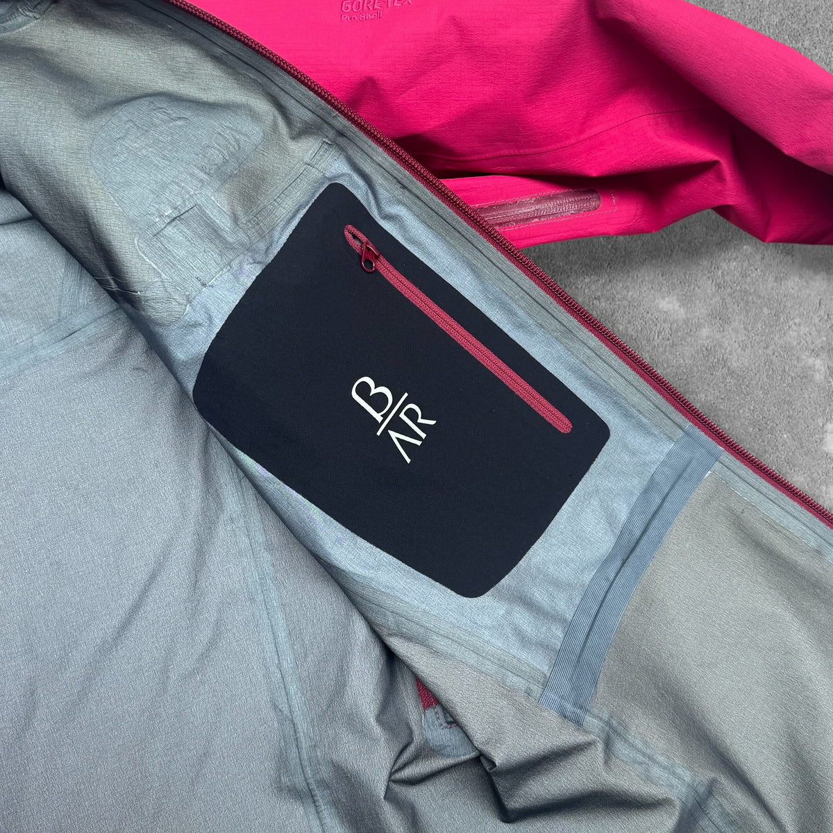 Vintage Arc'teryx Beta AR Women's Medium Pink RRP £650