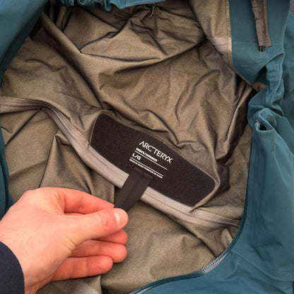 Arc'teryx Beta LT Gore-Tex Jacket Size Large RRP £550