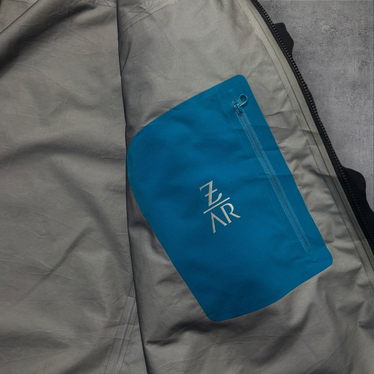 Arc’teryx Zeta AR Goretex Jacket Mens Black RRP £450