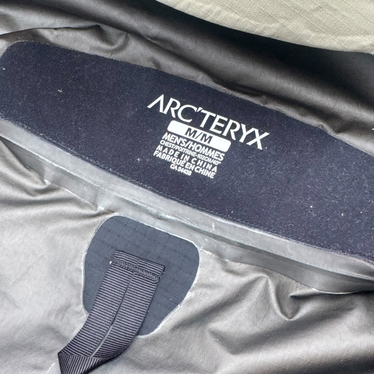 Arc'teryx Beta SL Medium Khaki Yellow Logo RRP £400