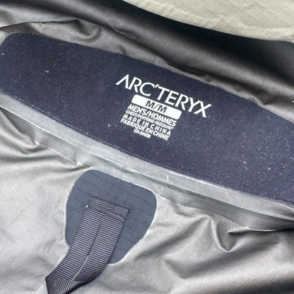 Arc'teryx Beta SL Medium Khaki Yellow Logo RRP £400