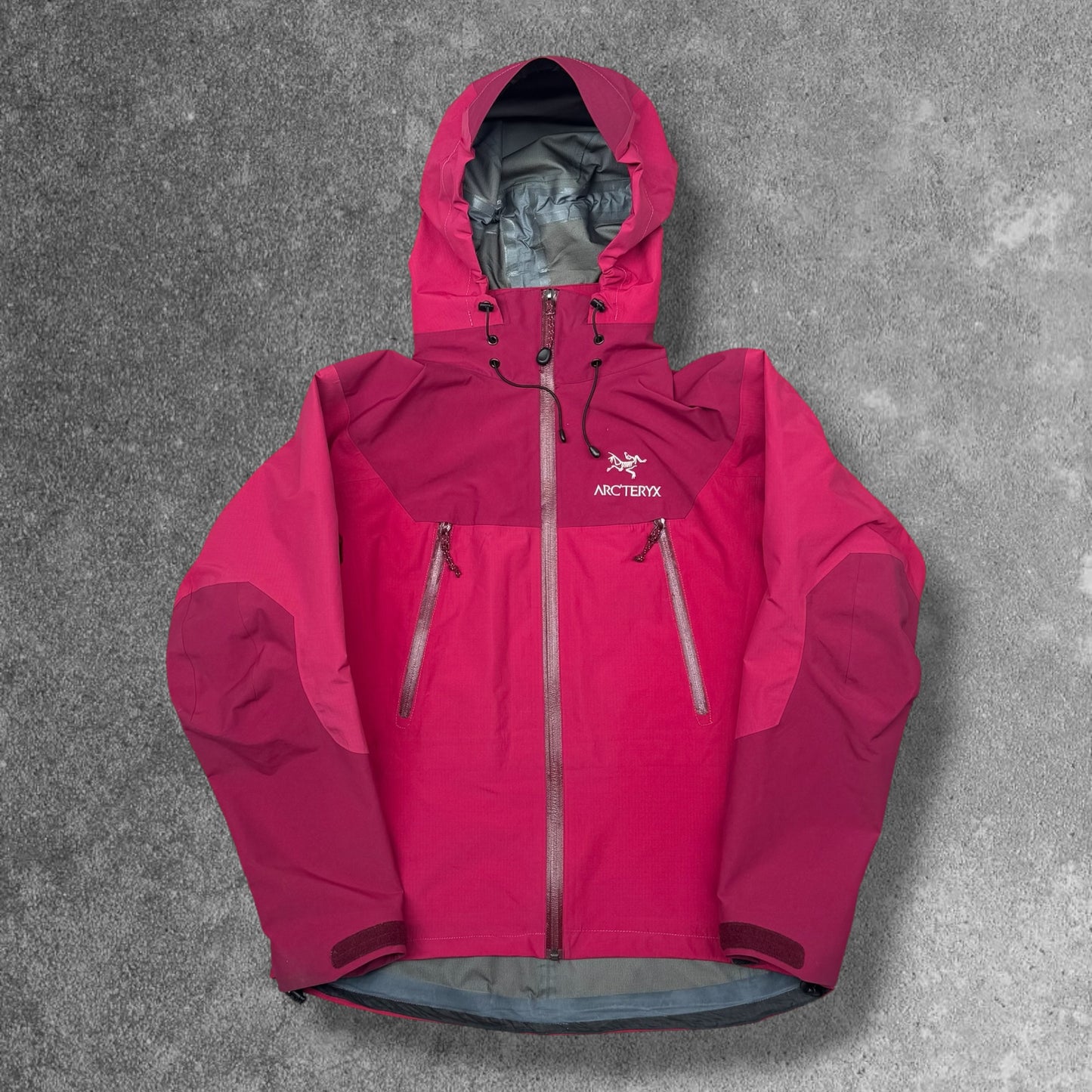 Vintage Arc'teryx Beta AR Women's Medium Pink RRP £650