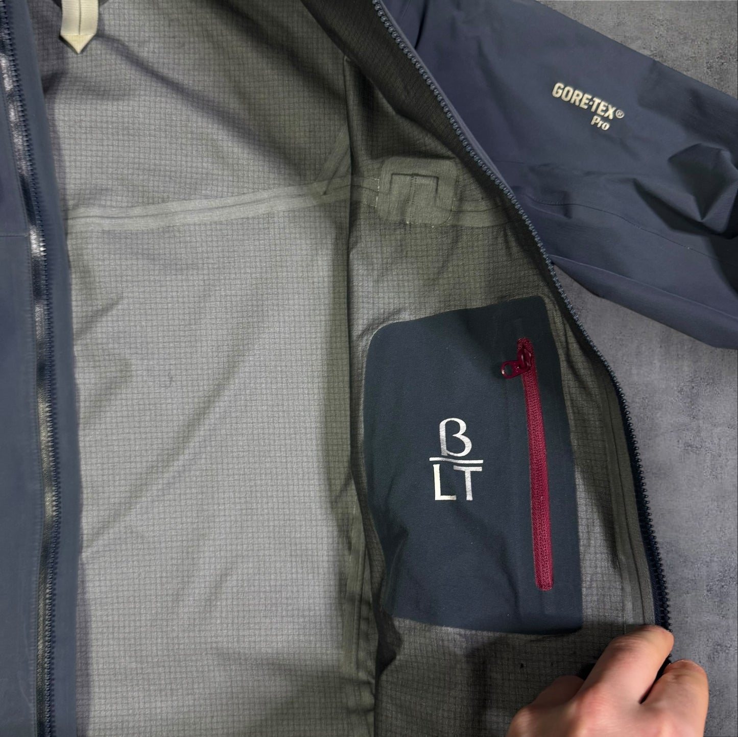 Arc’teryx Womens Beta LT Jacket Medium Gore-Tex RRP £380