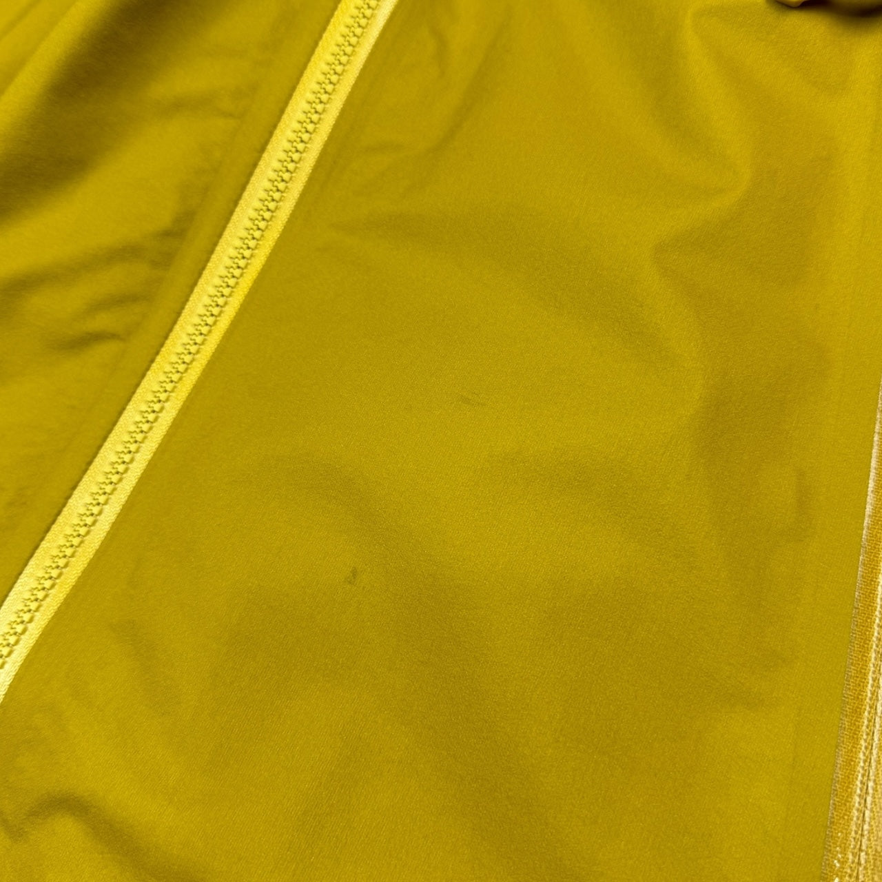 Arcteryx Gold BETA Goretex jacket