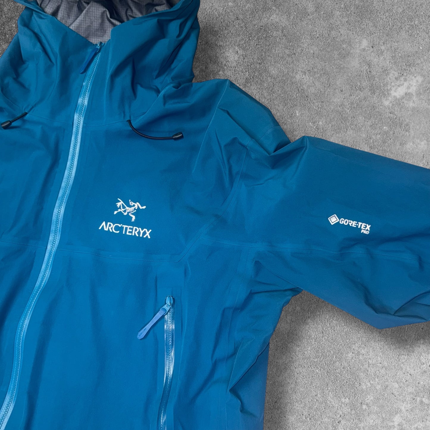 Arc'teryx Beta LT Gore-Tex Pro Jacket Large RRP £550