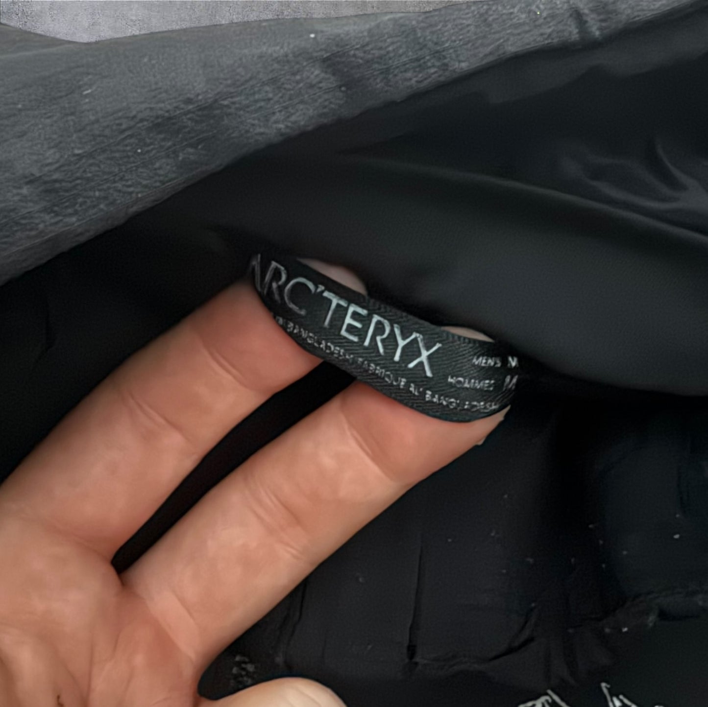 Arc’teryx Atom AR Medium Needs TLC RRP £260