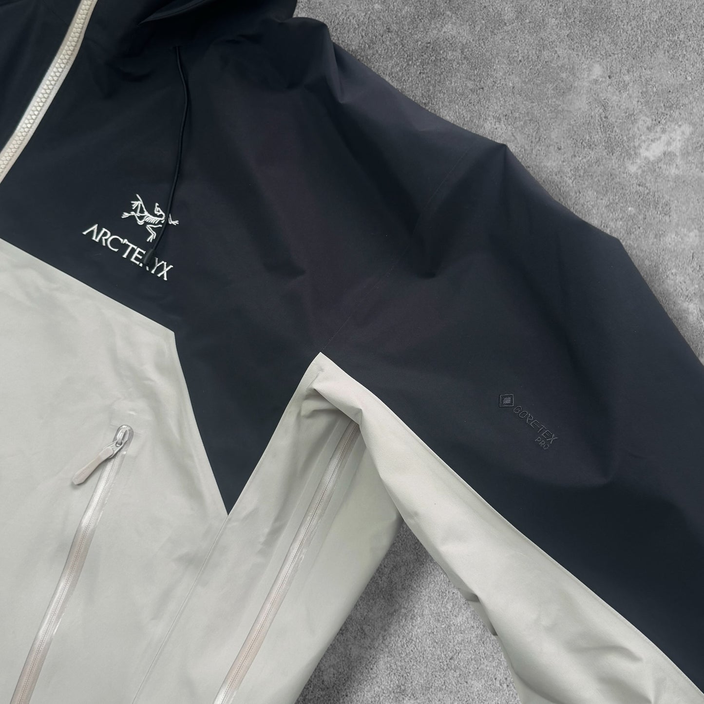 Arc'teryx Beta AR Gore-Tex Pro Jacket Black Beige Rare RRP £650