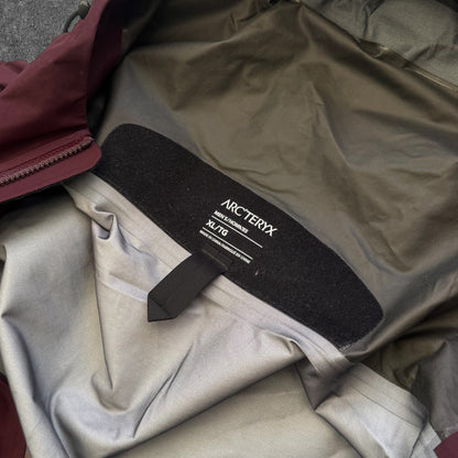 Arc'teryx Beta SL Hybrid Gore-Tex Burgundy Jacket Size XL RRP £500