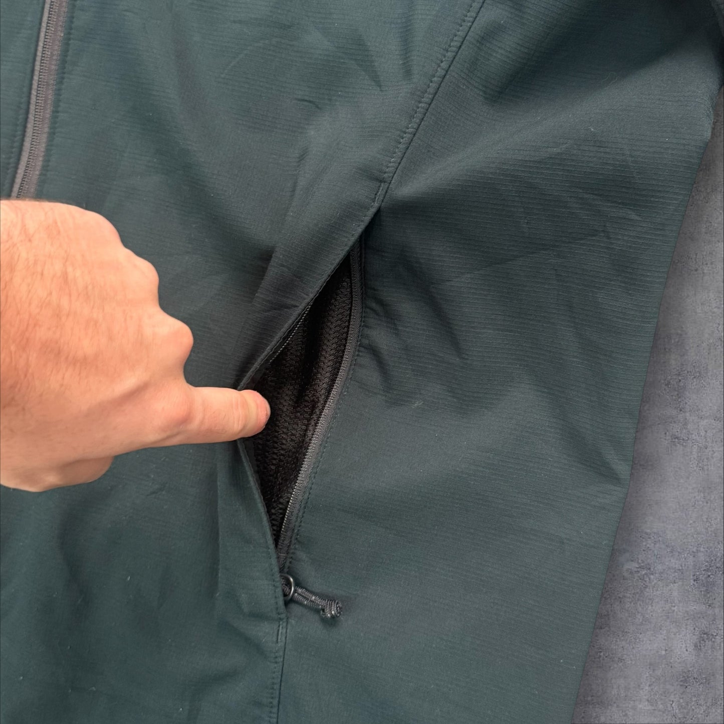 Arc'teryx Softshell Jacket Men's Large Fleece Lined RRP £300
