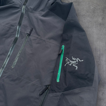 Arc’teryx Gore-Tex Ski Jacket – Large RRP £650