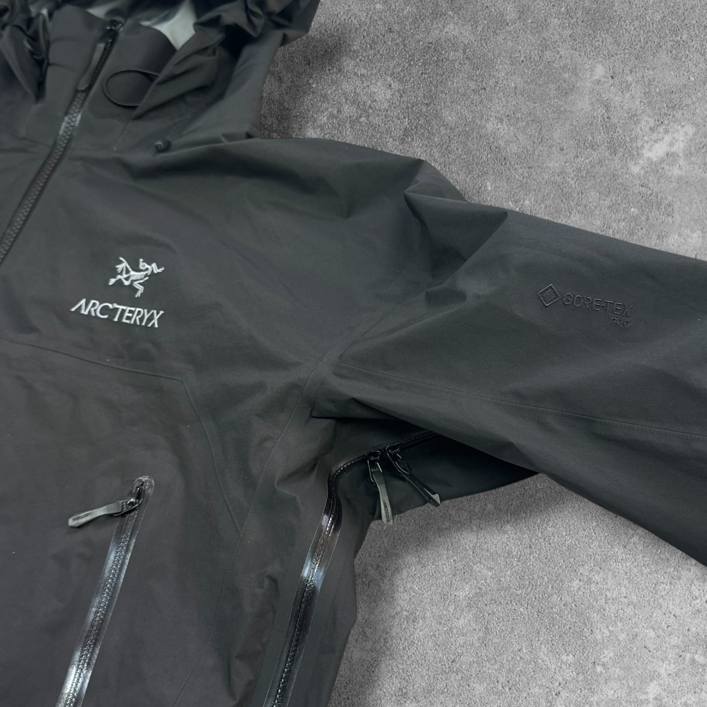 Arc'teryx Beta AR Gore-Tex Pro Jacket Size XL RRP £650