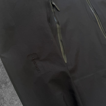 Arc'teryx Beta Gore-Tex Black Jacket Men's Medium 2024 RRP £550