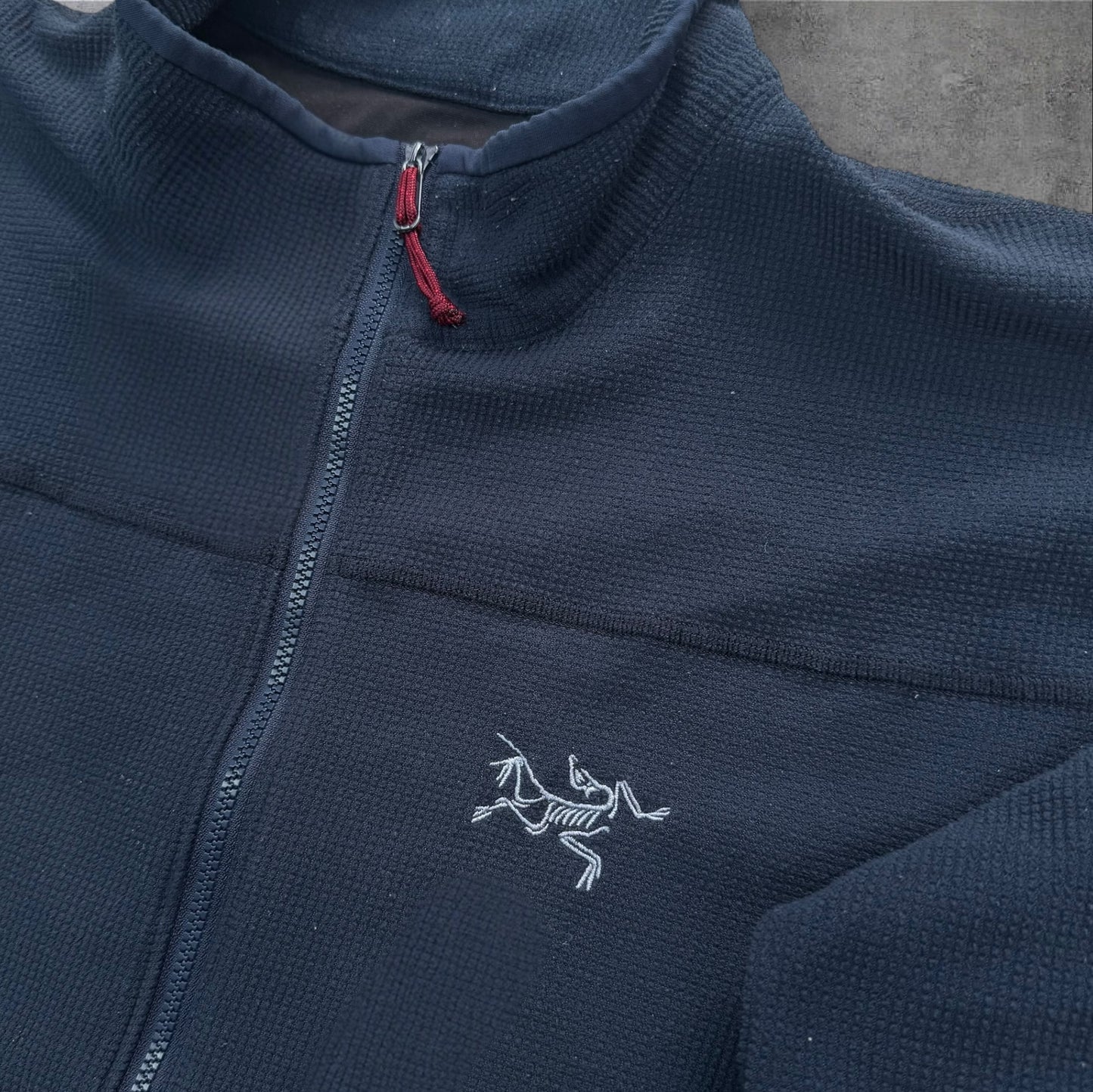 Arc’teryx Delta LT Fleece Large Navy Red Zips RRP £180
