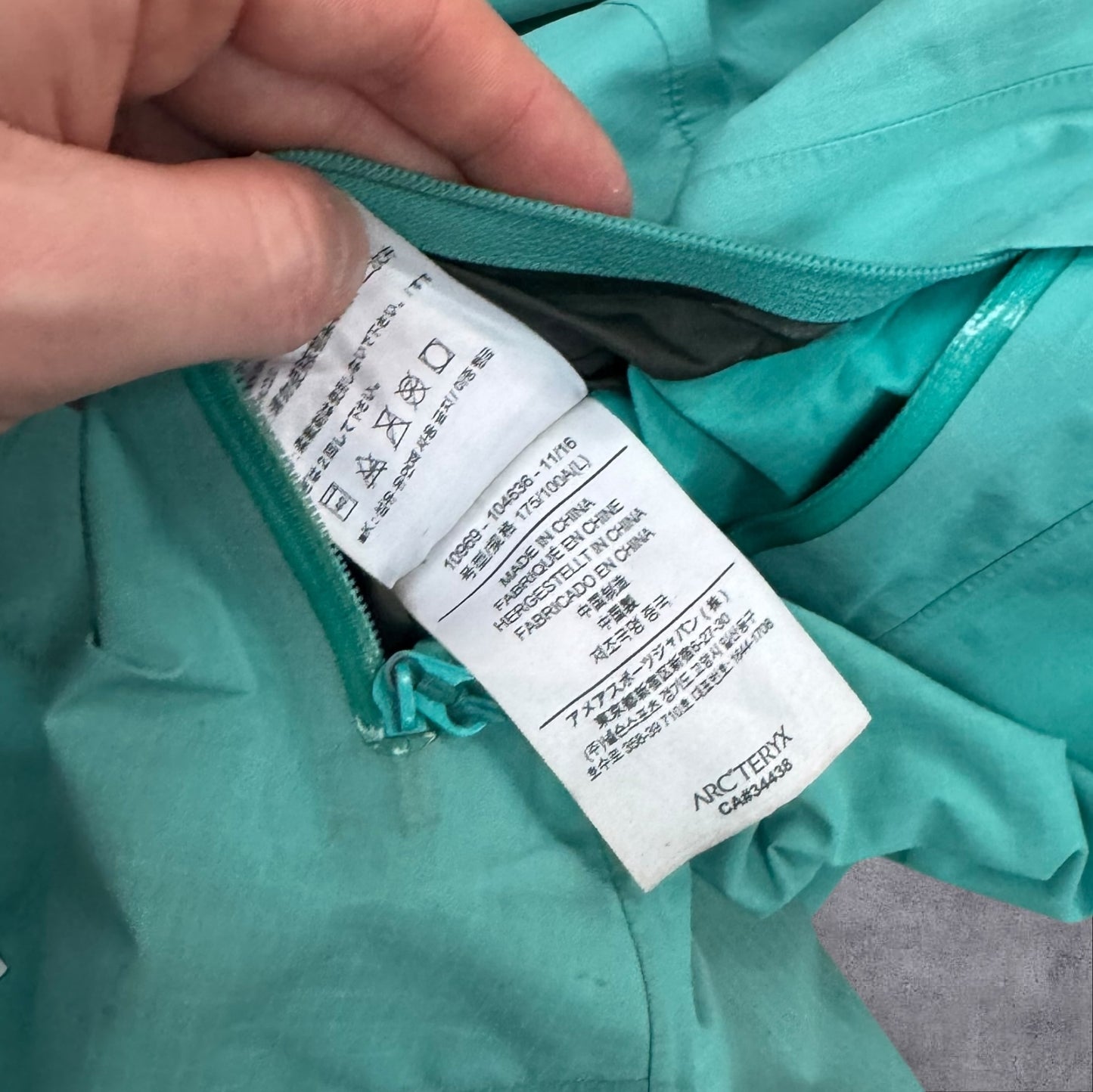 Arc’teryx Beta Goretex Jacket Womens Large Teal RRP £350