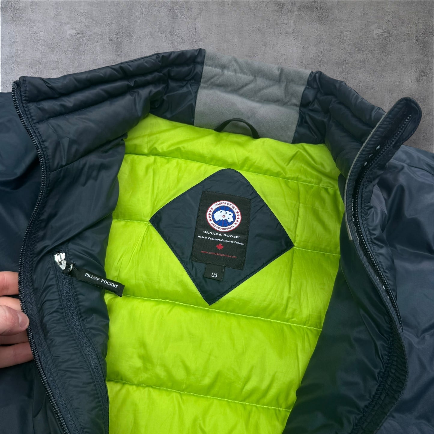 Canada Goose Lodge Jacket Large RRP £525
