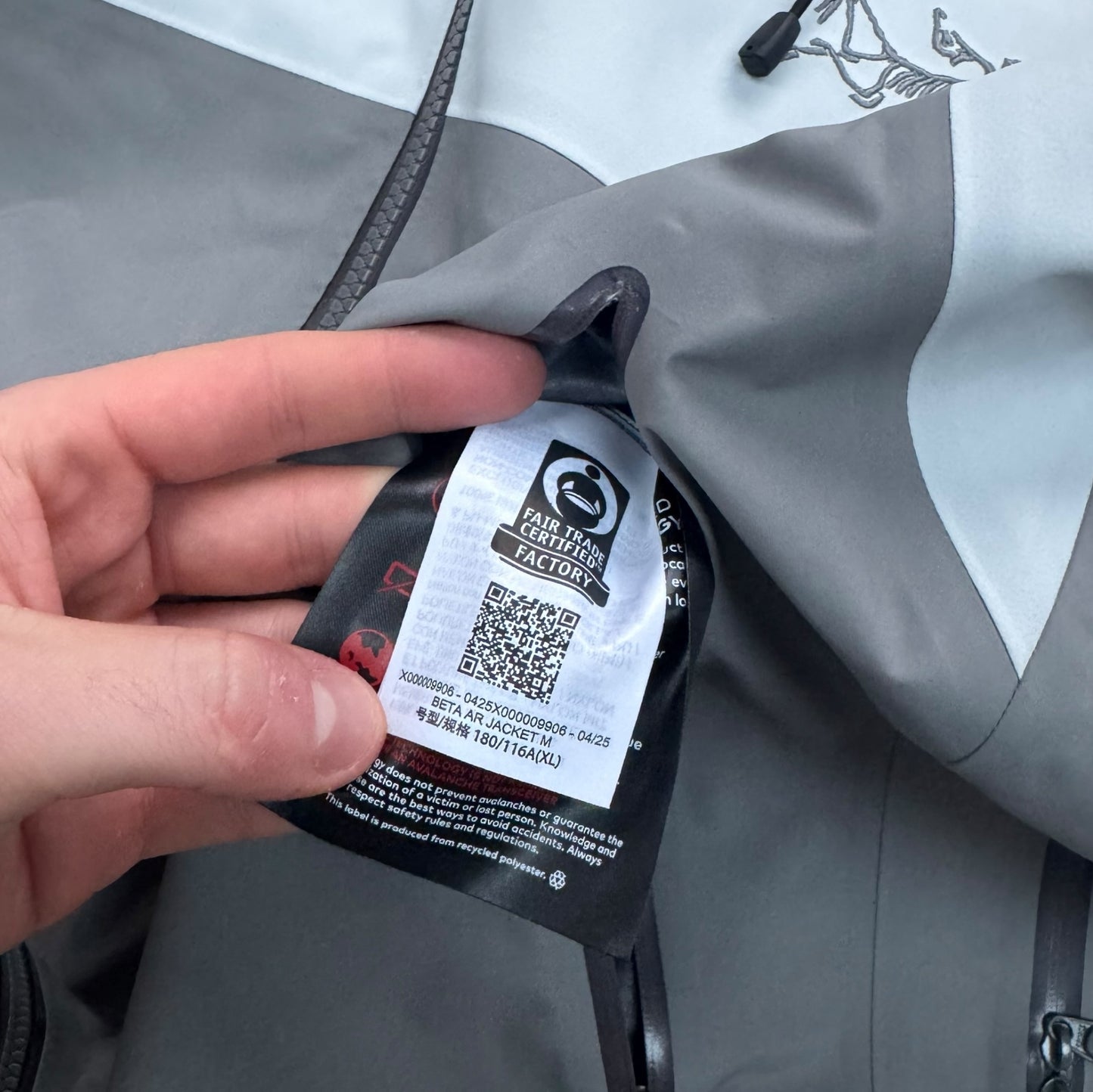 Arcteryx Beta AR Solitude Void Extra Large Brand New With Tags RRP £650