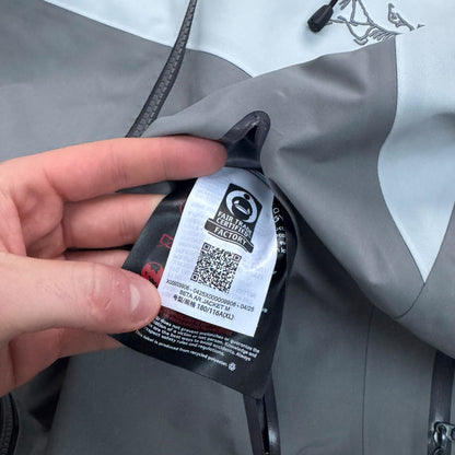 Arcteryx Beta AR Solitude Void Extra Large Brand New With Tags RRP £650