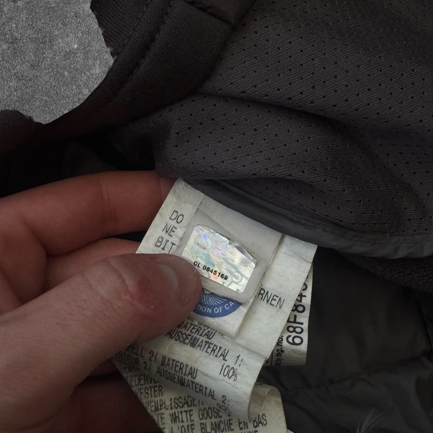Canada Goose Hybridge Lite Jacket Size Medium RRP £495