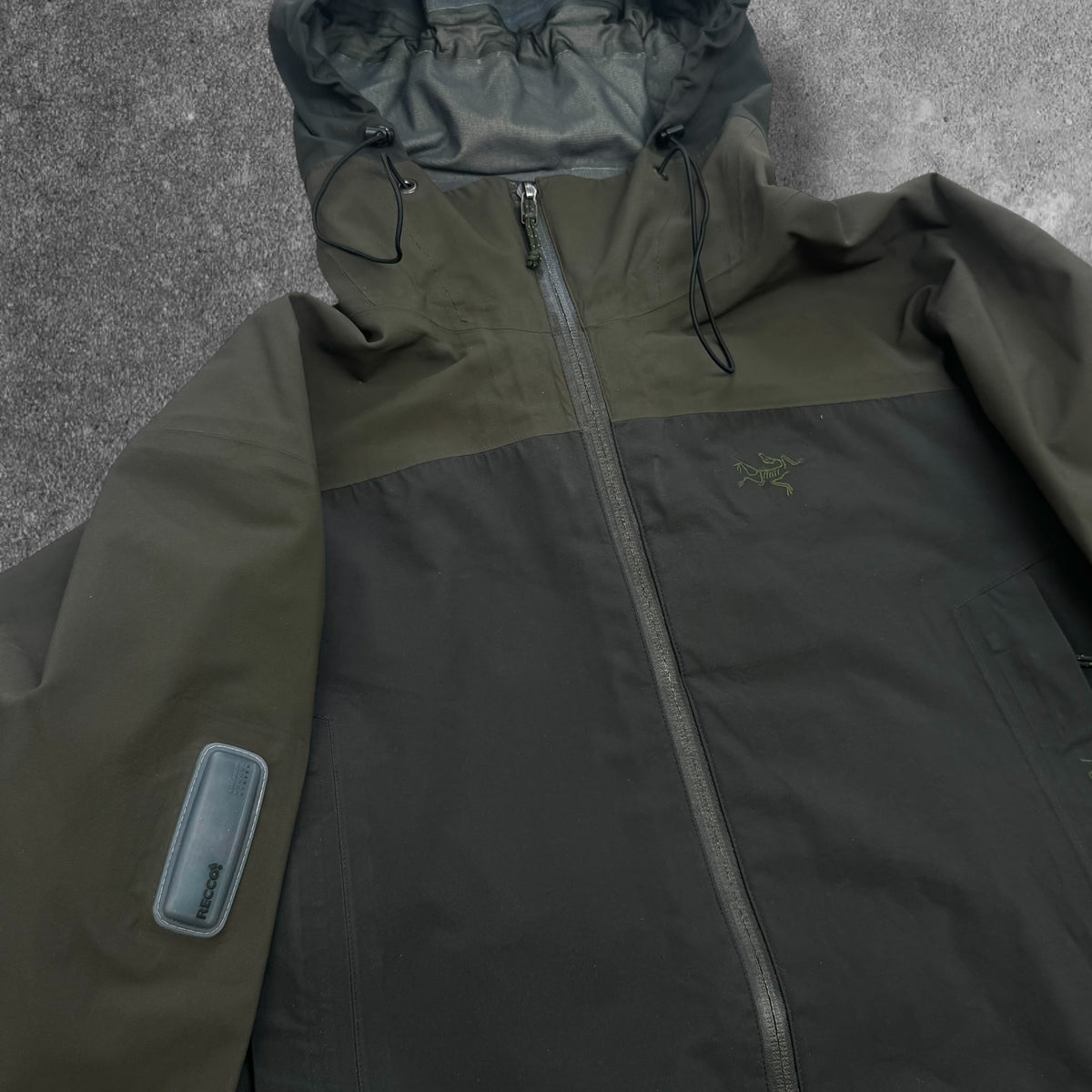 Arc'teryx Scorpion Gore-Tex Jacket Men's Large Brown Khaki Snow Skirt RRP £650