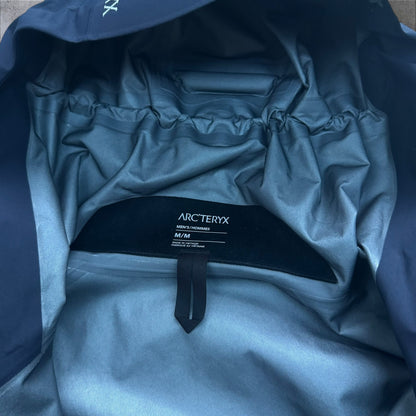 Arcteryx Dark Navy Medium Beta Jacket RRP £350
