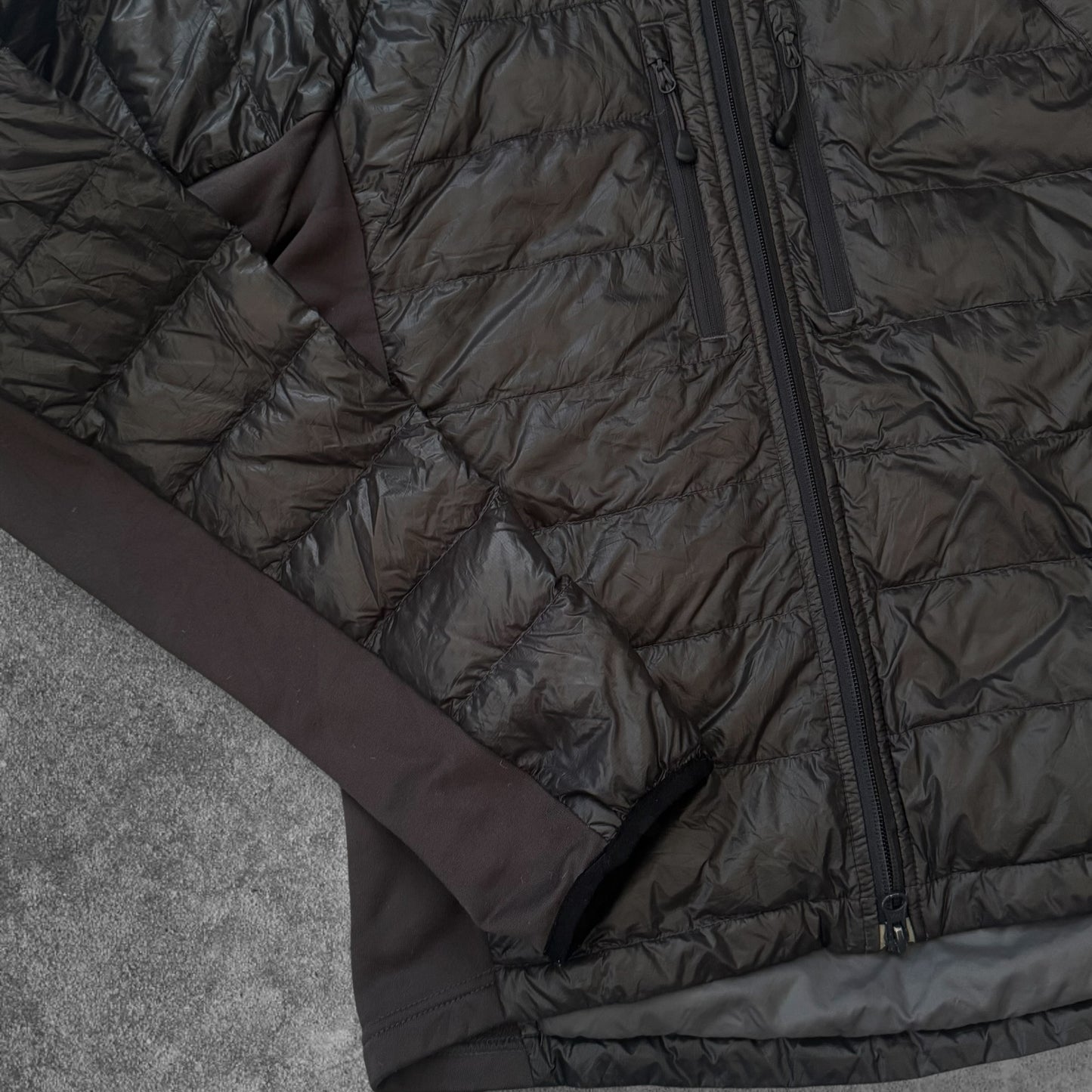Canada Goose Hybridge Lite Jacket Size Medium RRP £495