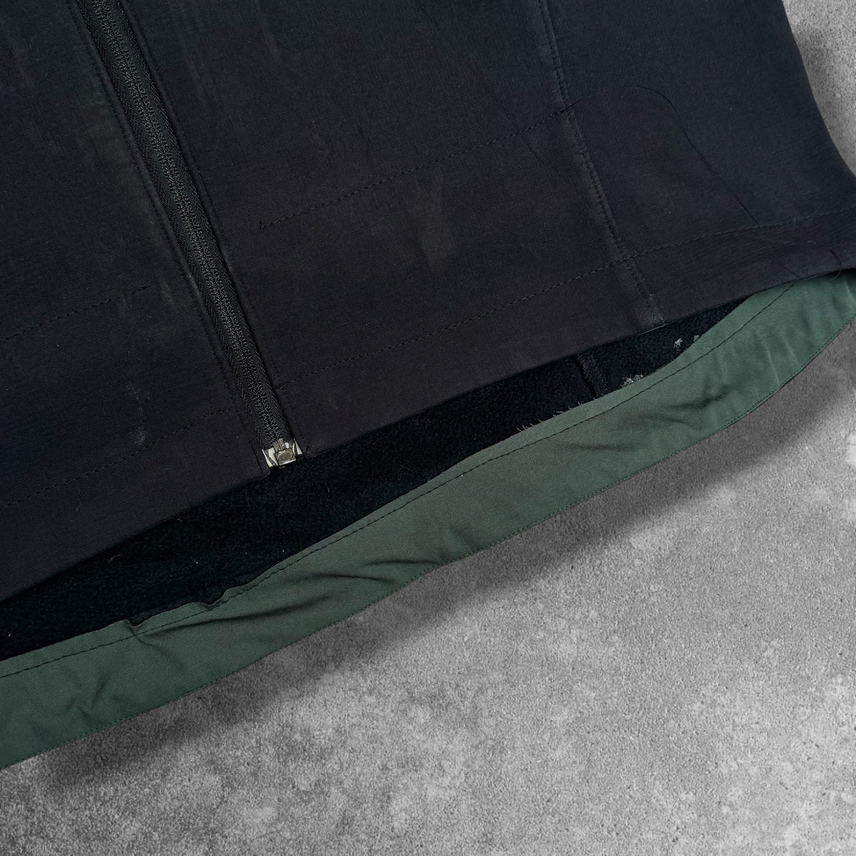Vintage Arc'teryx Epsilon SV Medium Softshell RRP £280