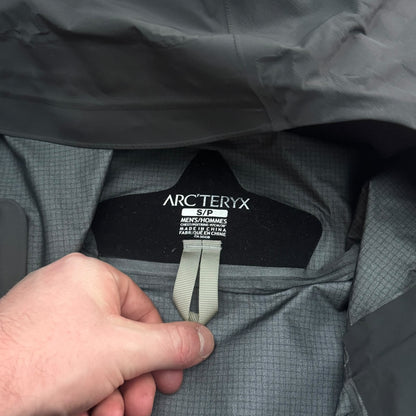 Arcteryx Alpha FL Goretex Pro Jacket Size Small RRP £450