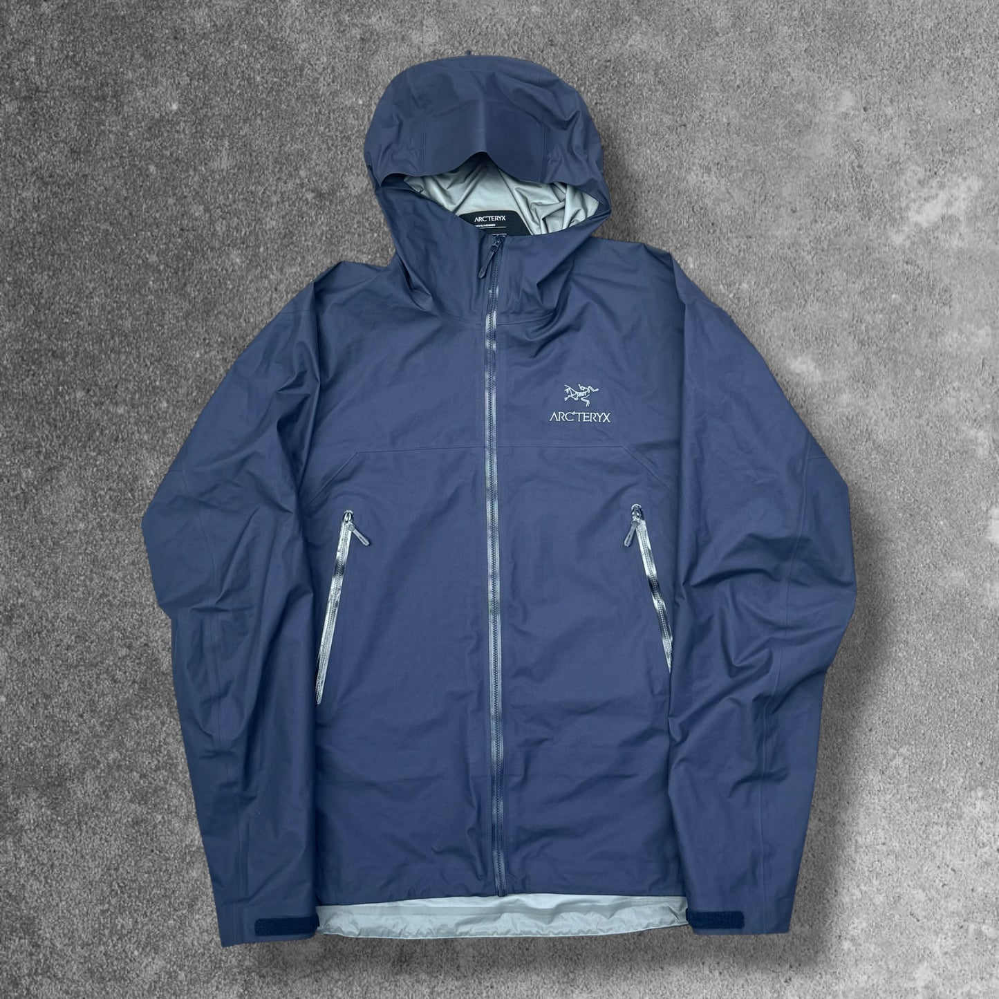 Arc'teryx Beta Gore-Tex Jacket Large Navy RRP £350