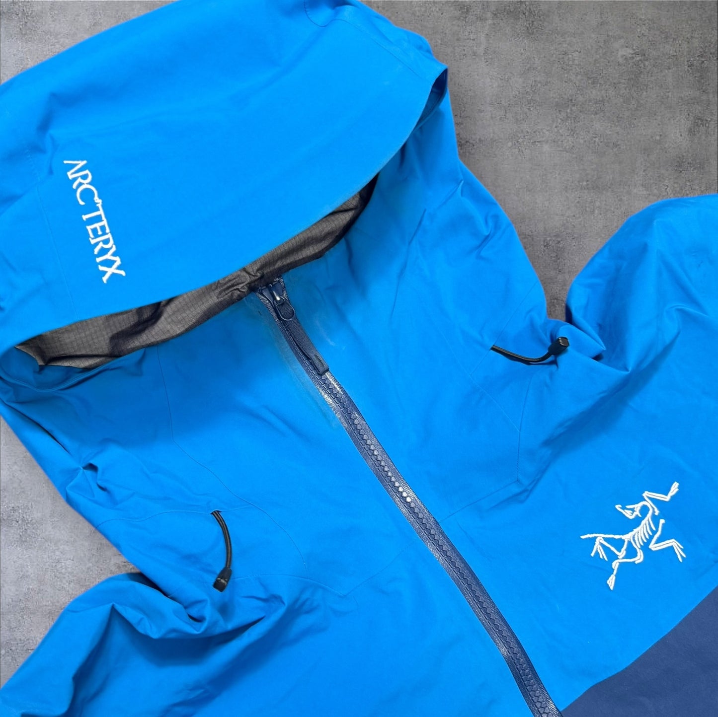 Arcteryx Rush Goretex Pro Ski Jacket Mens Large Blue Two-Tone RRP £650