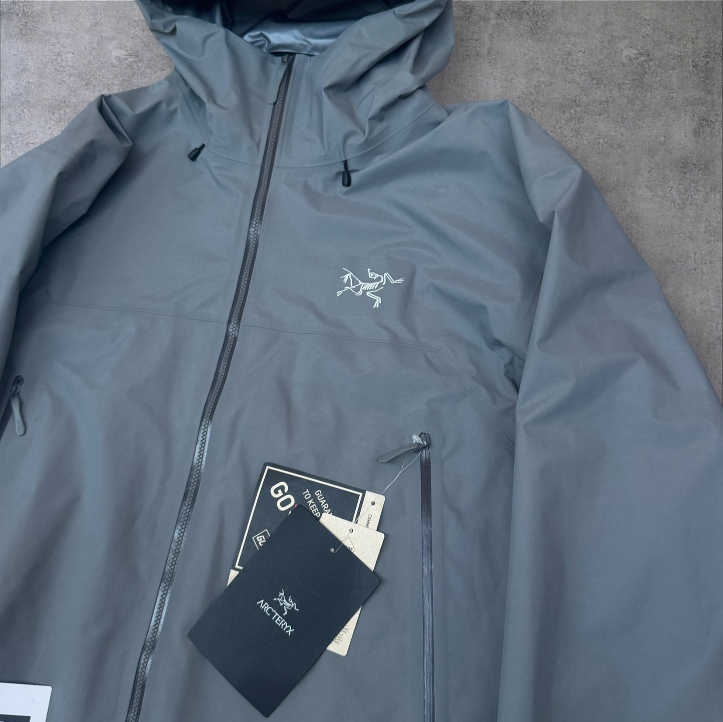 Arc’teryx Beta SL Jacket XL Void Colourway BNWT RRP £450