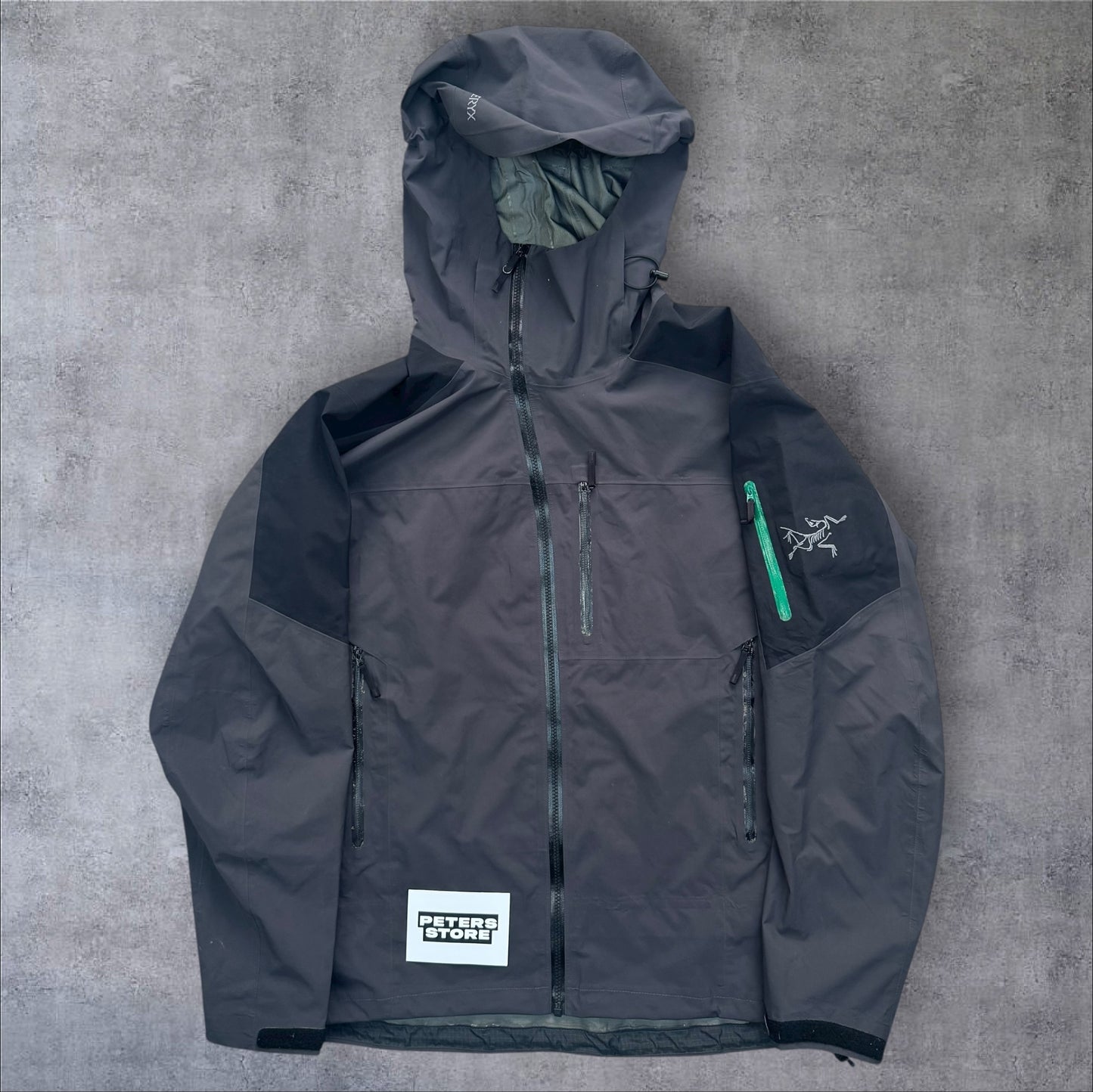 Arc’teryx Gore-Tex Ski Jacket – Large RRP £650