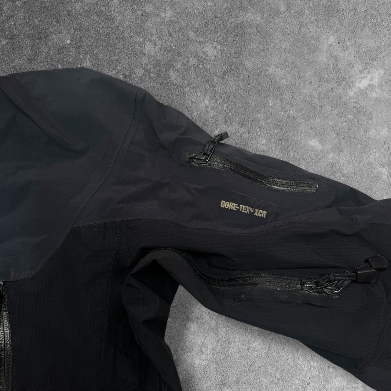 Arc'teryx Theta SV Gore-Tex Jacket Large RRP £700