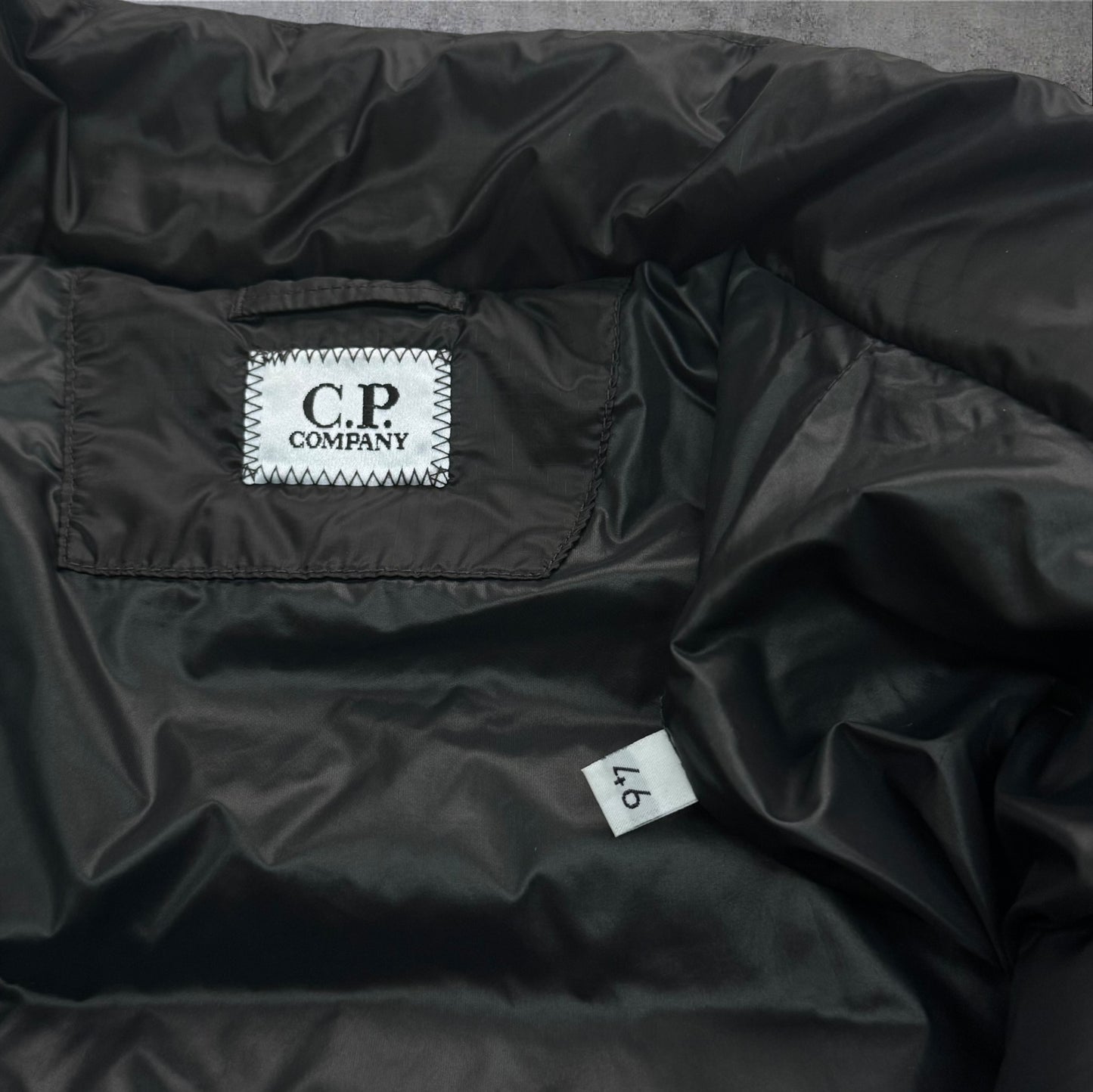 CP Company DD Down Puffer Jacket Fits Medium RRP £395