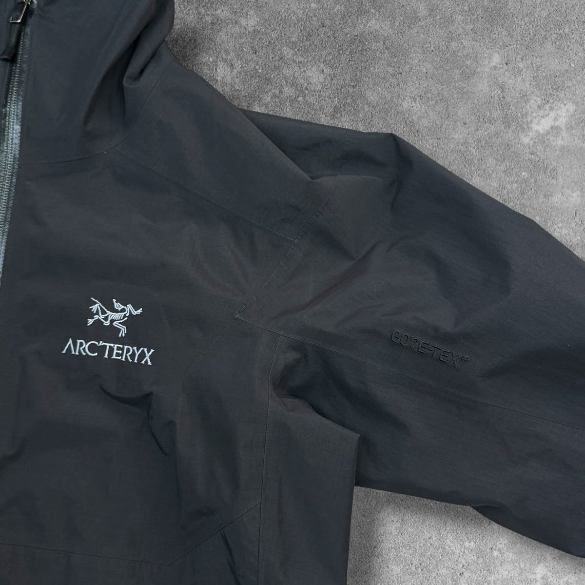 Arc'teryx Gore-Tex Jacket Women's Medium Black RRP £300
