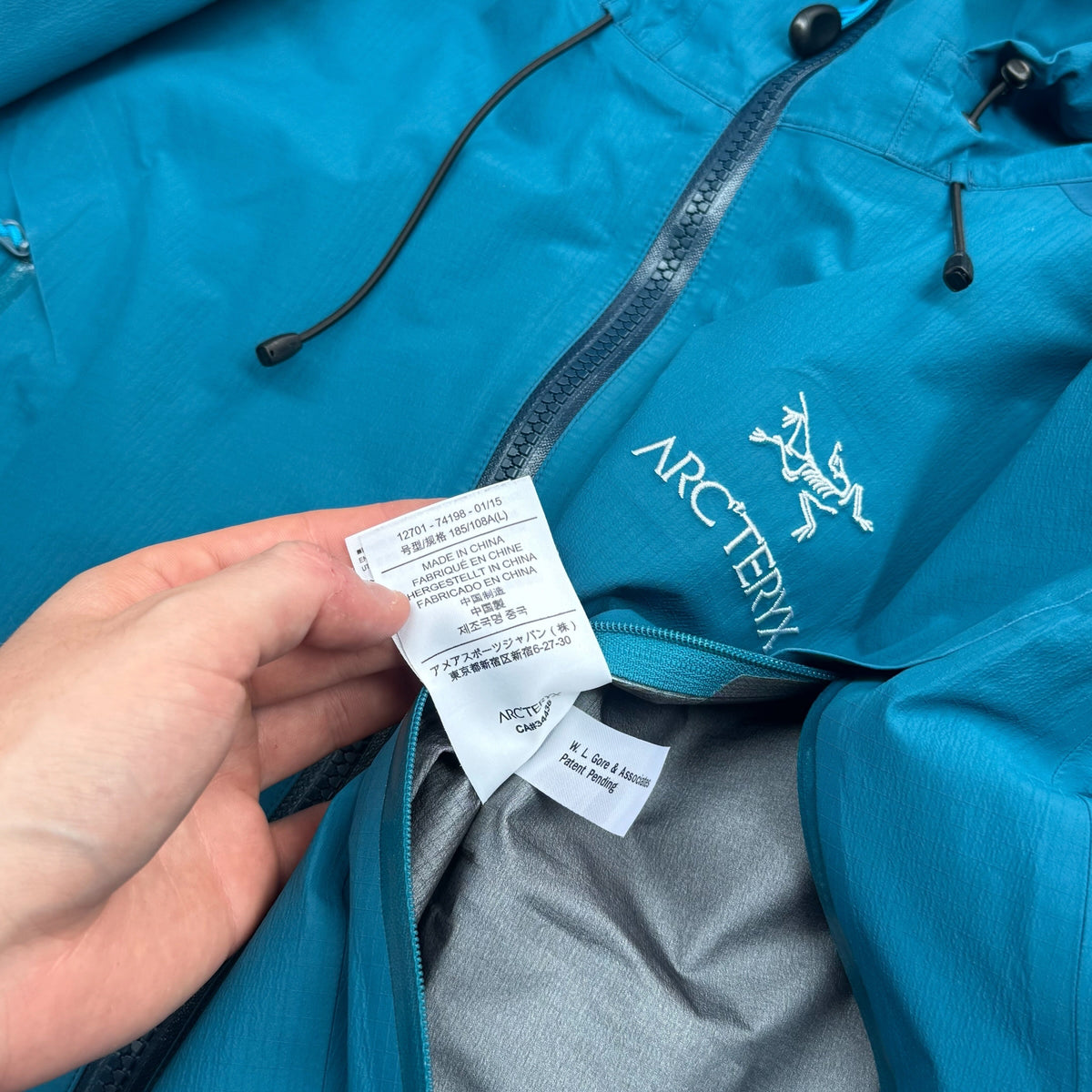 Arc'teryx Beta AR Large Blue Gore-Tex Pro RRP £650
