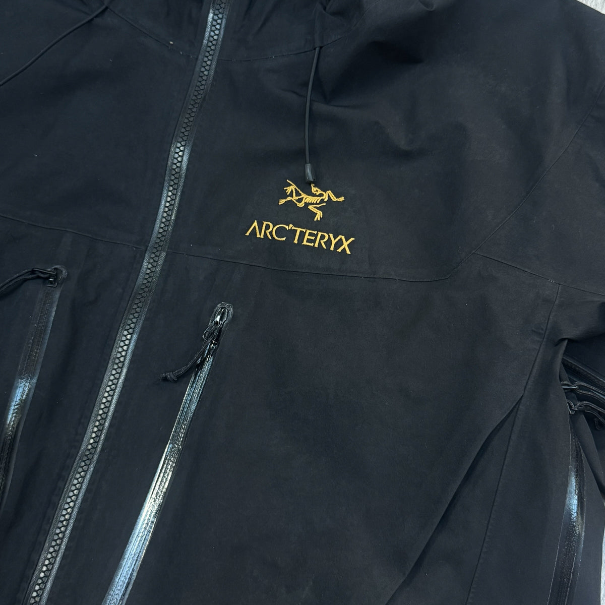 Arc'teryx Alpha SV 24K Gold Men's Large Gore-Tex Pro RRP £800