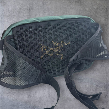 Arc’teryx Arro Waist Bag Dark Magic Colourway RRP £120+
