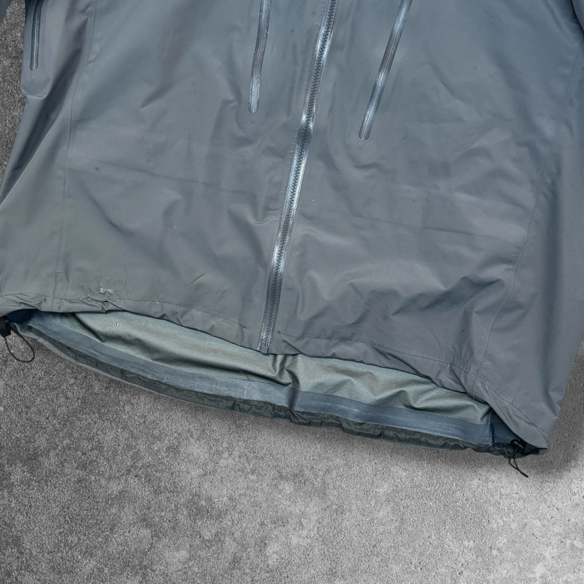 Vintage Arc'teryx Alpha LT Gore-Tex Pro Jacket Titanium Men's XXL RRP £550