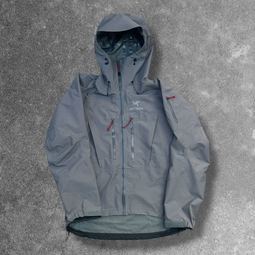 Vintage Arc'teryx Alpha SV Gore-Tex Pro Shell Jacket Men's Medium