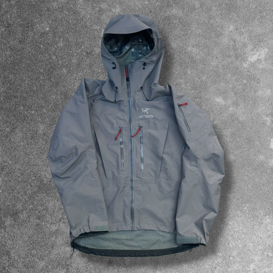 Vintage Arc'teryx Alpha SV Gore-Tex Pro Shell Jacket Men's Medium