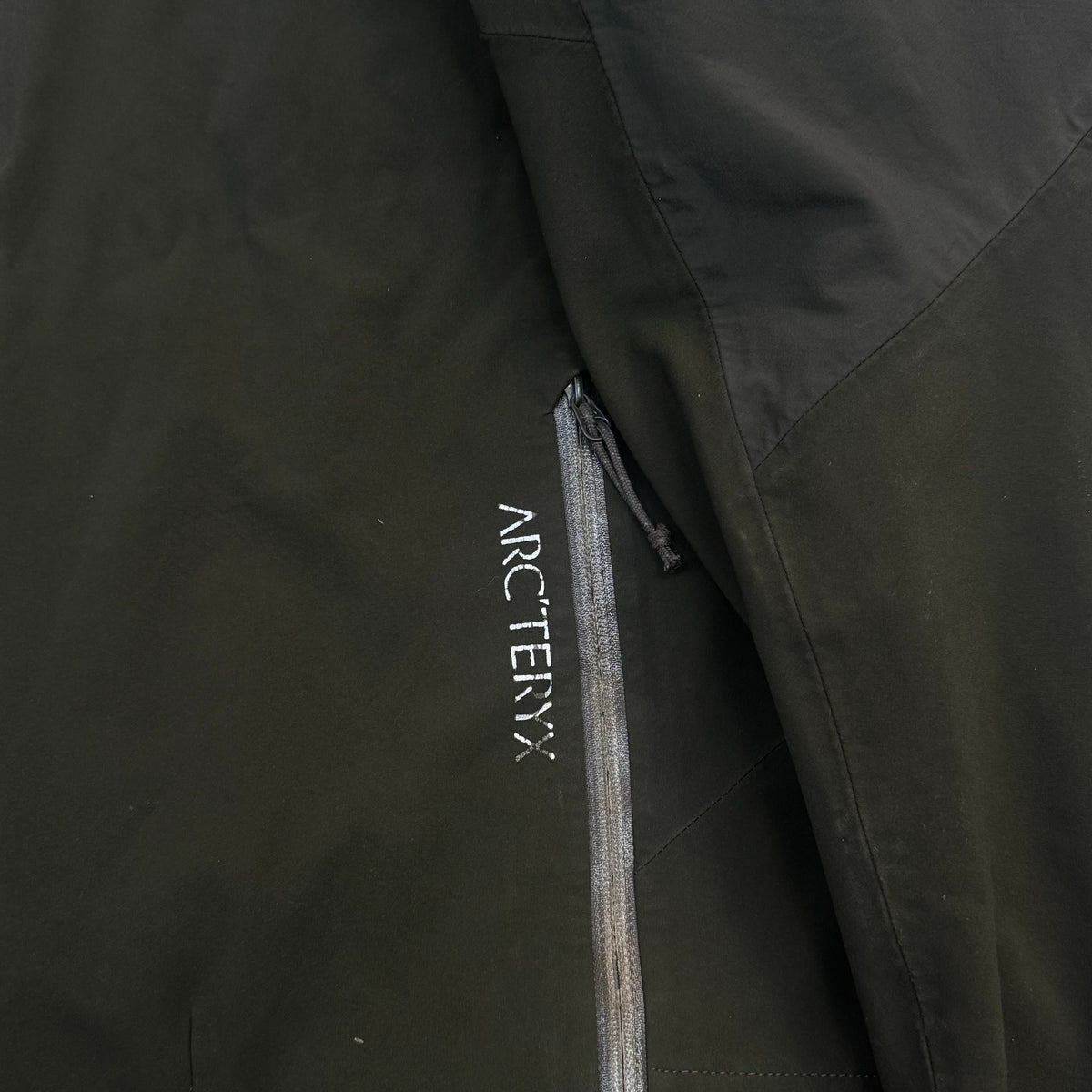 Vintage Arc'teryx Fury SV Windstopper Softshell Jacket Men's XL