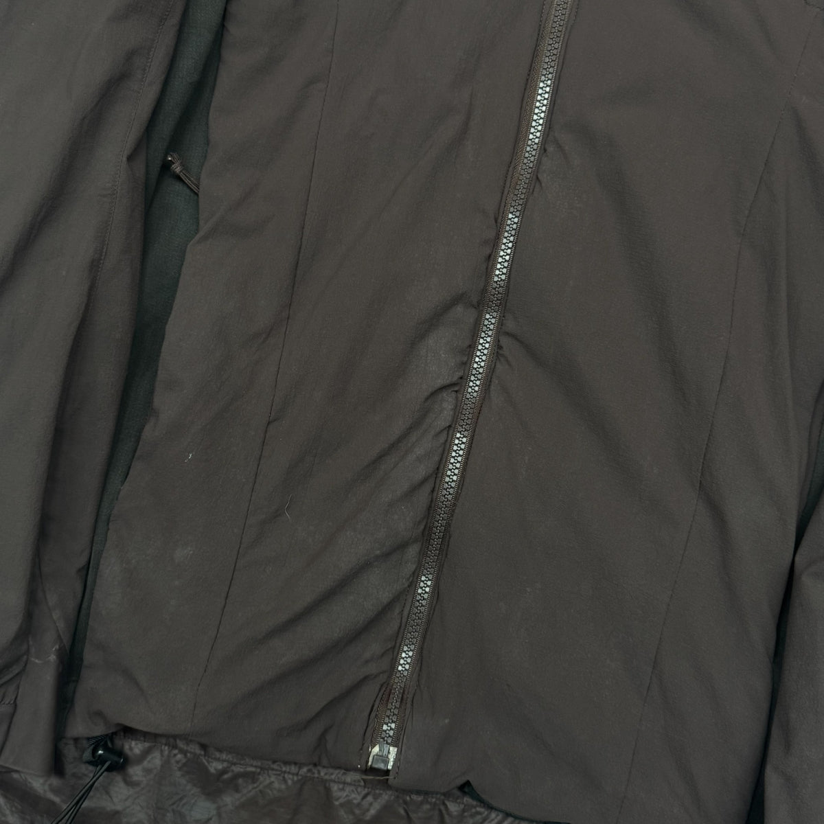 Atom LT Hoody front fade