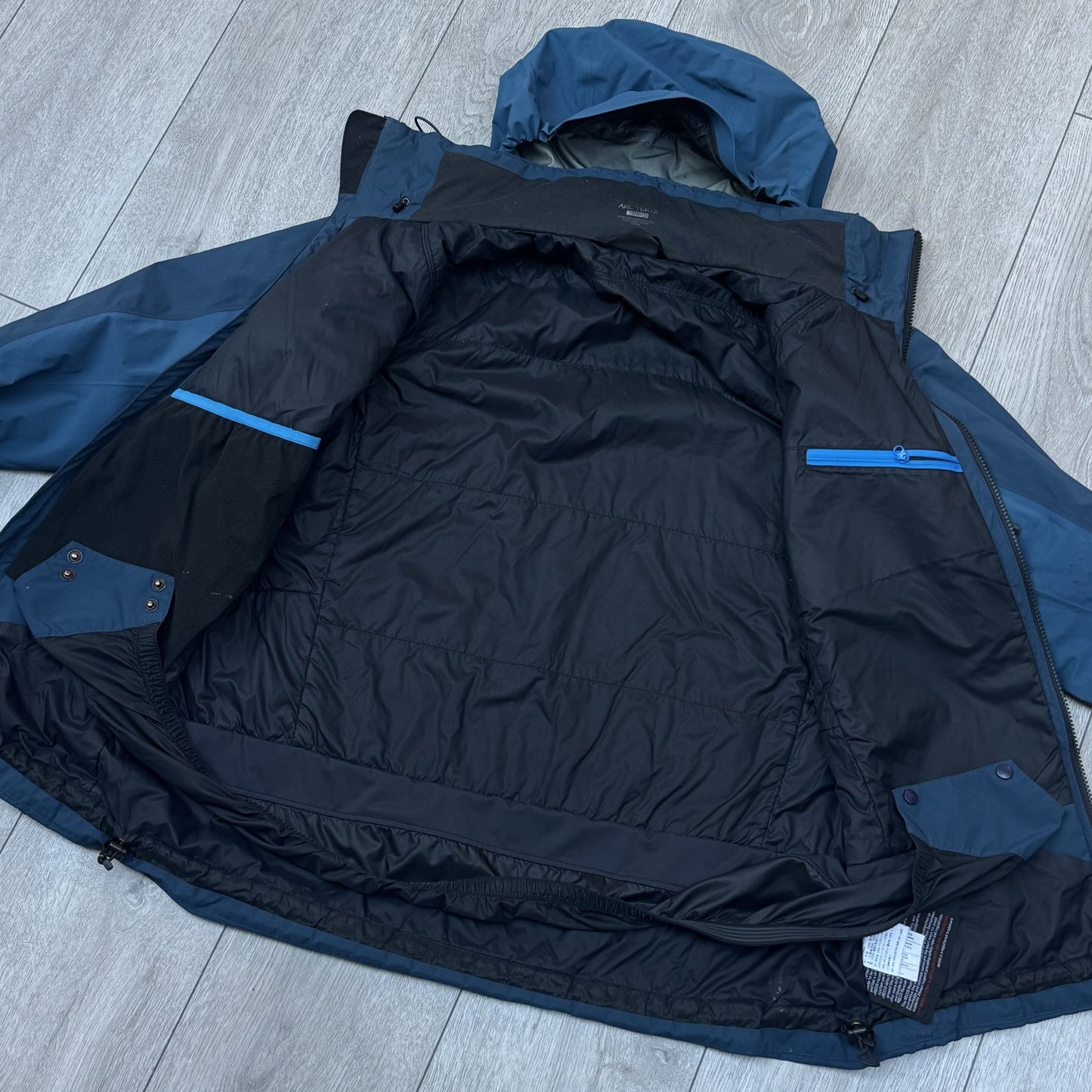 Arc'teryx Stingray Insulated Pro Jacket Medium Blue RRP £750