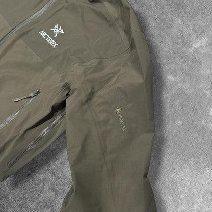 Arc'teryx Beta SL Hybrid Jacket Gore-Tex sleeve