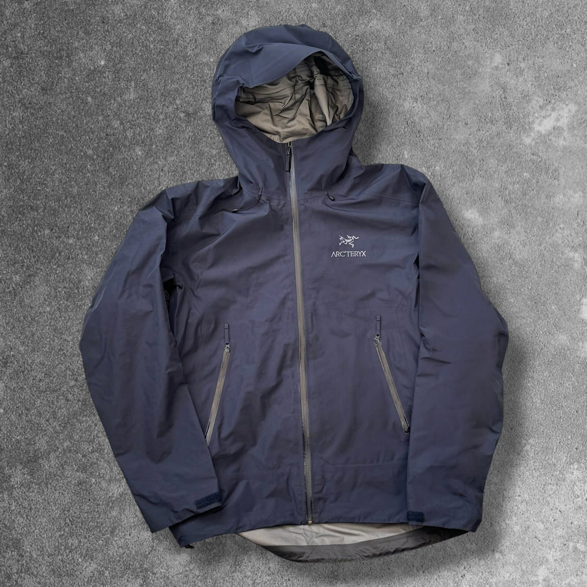 Arc'teryx Beta LT Jacket 2023 Black Sapphire Men's Large Gore-Tex RRP £550