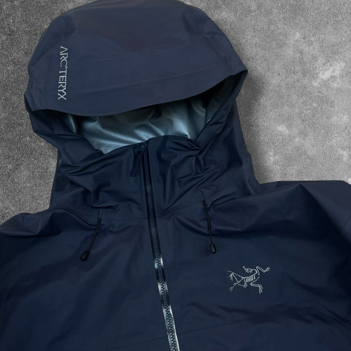 Arc'teryx Beta SL Jacket 2024 Navy Men's XL Gore-Tex RRP £450