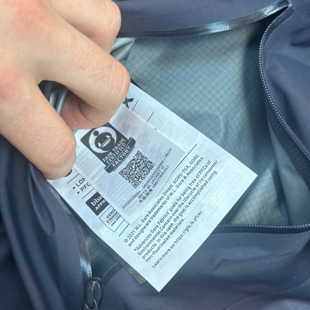 Arc'teryx Beta SL Jacket 2024 Navy Men's XL Gore-Tex RRP £450