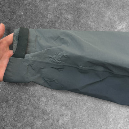 Arc'teryx Beta AR Jacket Gore-Tex Pro Grey Men's Large RRP £650