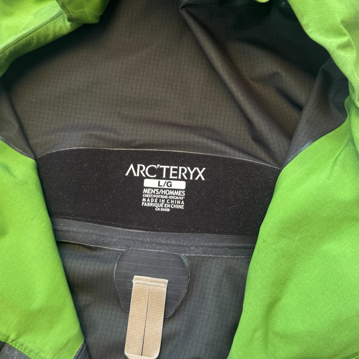 Arc'teryx Beta LT Jacket Gore-Tex Pro Green Men's Large RRP £550